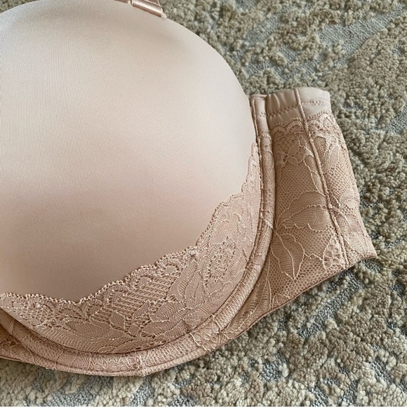 Torrid Nude Underwired Padded Bra Opaque Wide Back Convertible Strapless Straps - Picture 2 of 10